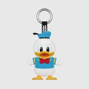 Disney Mickey Family Cute Together Keychain - CONFIRMED NIB -Donald